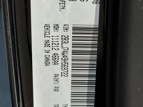 Used 2009 Dodge Challenger SRT8 RWD image 28