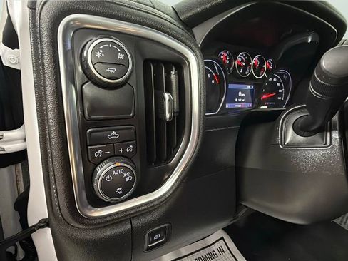 Used 2019 Chevrolet Silverado 1500 LT w/ Bed Protection Package image 19