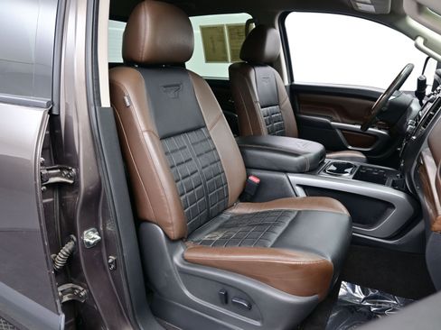 Used 2017 Nissan Titan Platinum Reserve image 14