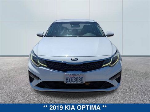 Used 2019 Kia Optima LX FWD image 8
