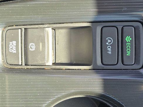 Used 2024 Honda Civic EX-L image 30