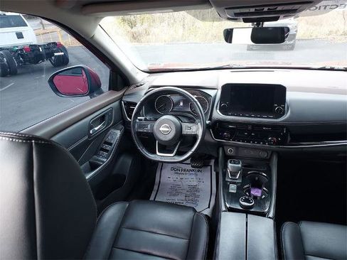 Certified 2022 Nissan Rogue SL w/ SL Premium Package image 15