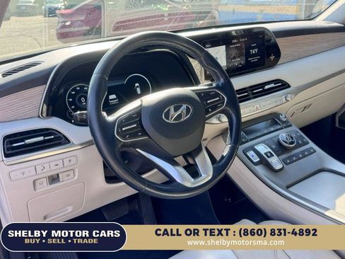 Used 2021 Hyundai Palisade Limited image 9