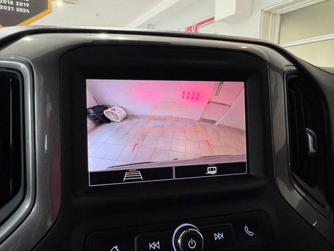 Certified 2023 Chevrolet Silverado 1500 Custom image 18