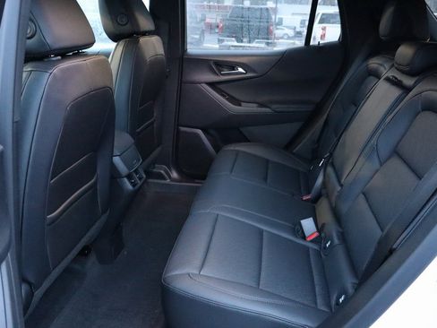 New 2026 Chevrolet Equinox LT w/ Convenience Package II image 19