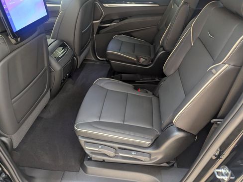 New 2026 Cadillac Escalade ESV Sport w/ LPO, ONYX Package image 14