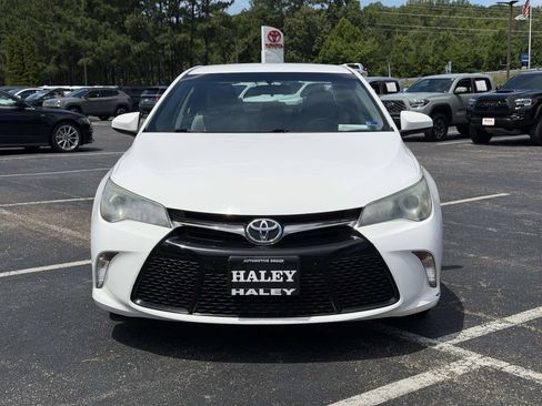 Used 2016 Toyota Camry SE FWD image 23