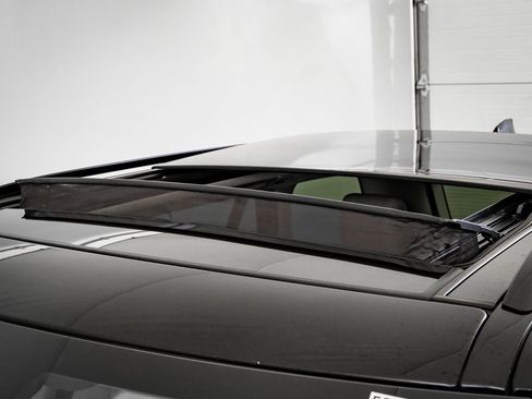 Used 2017 Land Rover Range Rover Supercharged image 14