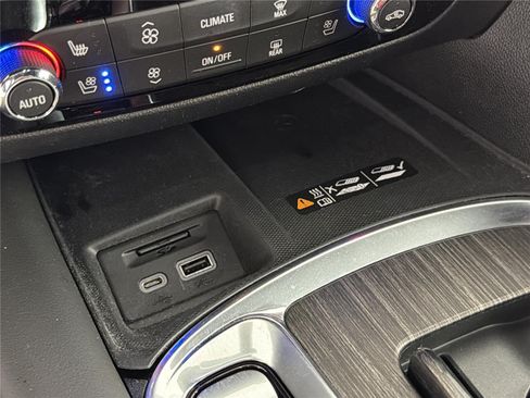 Certified 2023 Buick Enclave Avenir w/ Avenir Technology Package FWD image 34