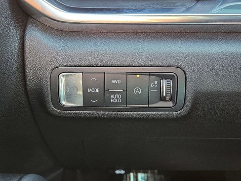 Used 2026 GMC Terrain Elevation AWD/4WD image 25