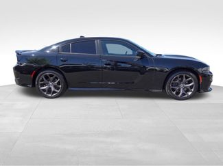 Used 2019 Dodge Charger GT video 2