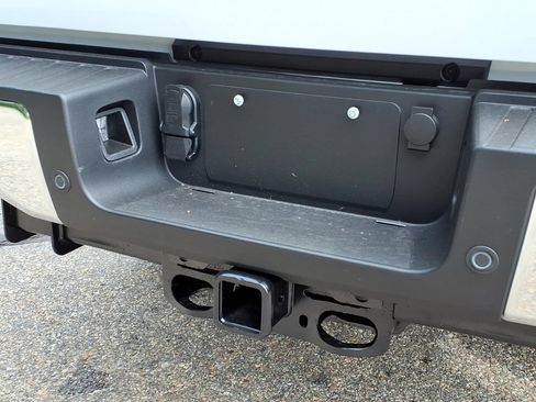 New 2026 Ford F350 XLT w/ 360-Degree Camera Package AWD/4WD image 7