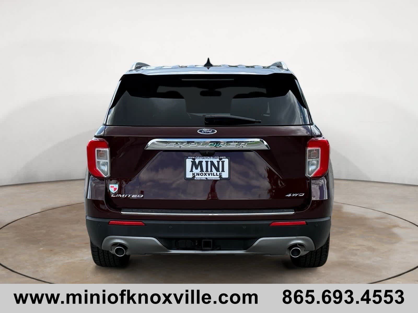 Used 2022 Ford Explorer Limited w/ Equipment Group 301A AWD/4WD image 4
