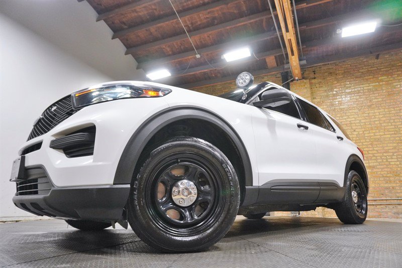 Used 2022 Ford Explorer 4WD Police Interceptor image 3