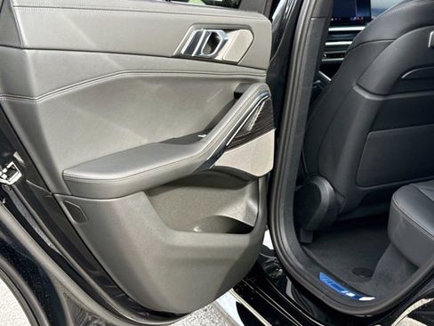 New 2027 BMW X6 xDrive40i w/ Executive Package AWD/4WD image 13