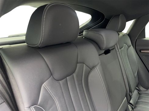 Used 2023 Audi Q5 2.0T Premium w/ Convenience Package image 41