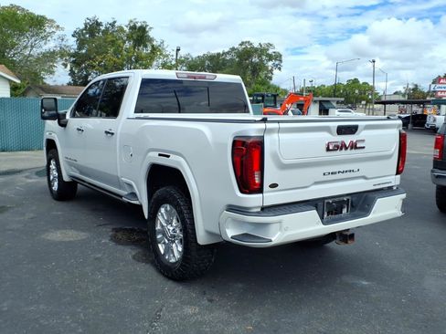Used 2022 GMC Sierra 2500 Denali AWD/4WD image 3