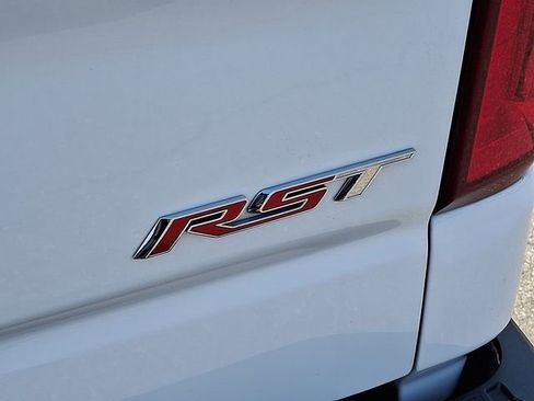 Used 2022 Chevrolet Silverado 1500 RST w/ Z71 Off-Road Package image 25