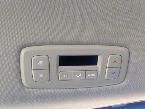 New 2026 Kia Carnival image 24