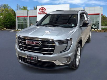 Used 2025 GMC Acadia Elevation w/ Elevation Premium Package