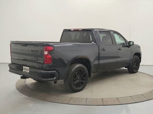Used 2023 Chevrolet Silverado 1500 Custom w/ LPO, Dark Essentials Package RWD image 7