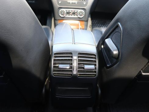 Used 2015 Mercedes-Benz GLK 350 4MATIC image 22