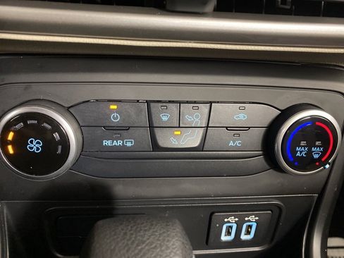 Used 2022 Ford EcoSport S image 15