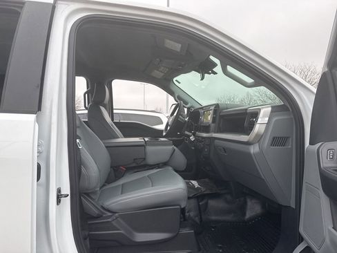New 2026 Ford F250 XL w/ XL Chrome Package AWD/4WD image 16