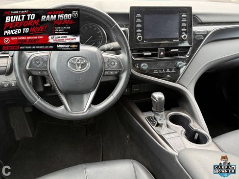 Used 2024 Toyota Camry SE FWD image 10