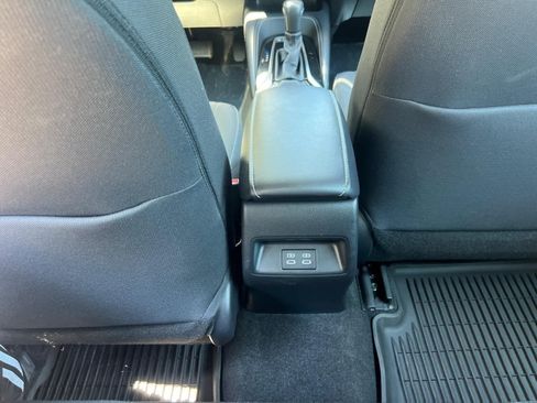 Used 2024 Toyota Corolla SE FWD image 32