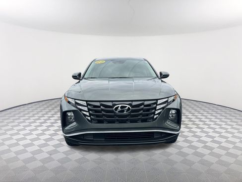 Used 2022 Hyundai Tucson SE w/ Cargo Package AWD/4WD image 2