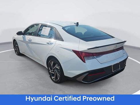 Certified 2025 Hyundai Elantra SEL FWD image 7