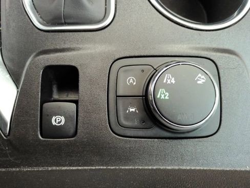 Used 2023 Chevrolet Traverse LT w/ LPO, Cargo Package image 49