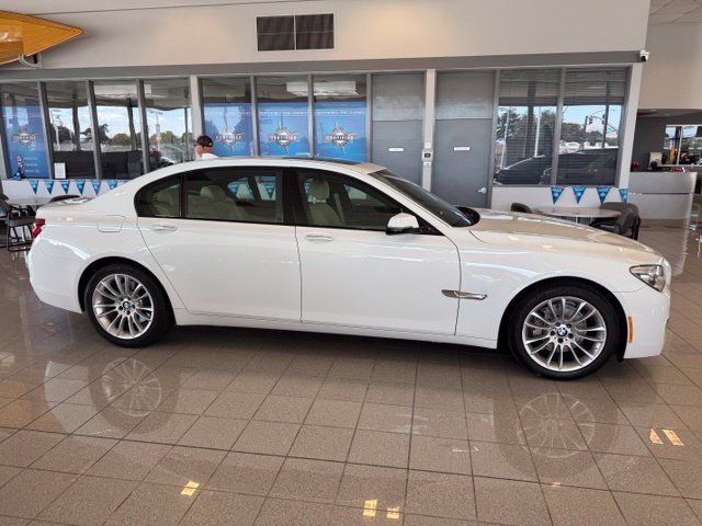 Used 2013 BMW 740Li RWD image 3