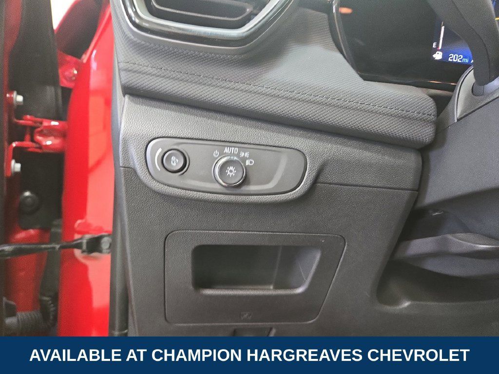 Used 2026 Chevrolet TrailBlazer LT AWD/4WD image 23