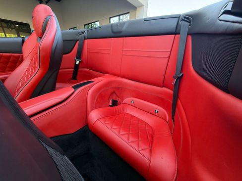Used 2016 Ferrari California T RWD image 26