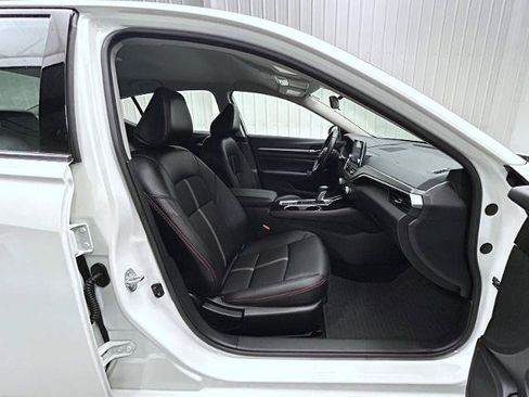 Certified 2023 Nissan Altima 2.5 SR AWD/4WD image 15