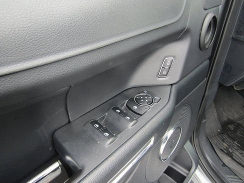 Used 2024 Ford Expedition Max XLT image 22