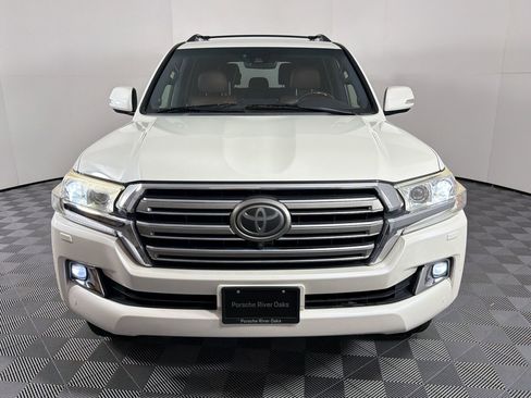 Used 2016 Toyota Land Cruiser AWD/4WD image 6