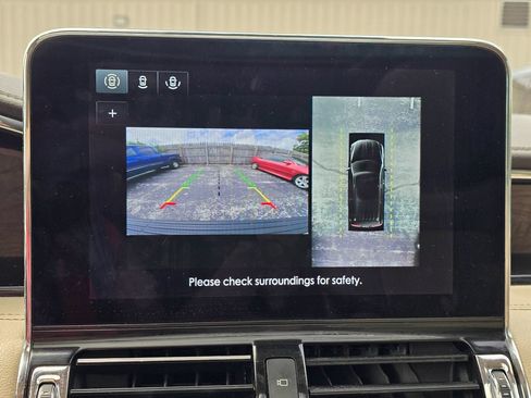 Used 2021 Lincoln Navigator Reserve AWD/4WD image 17
