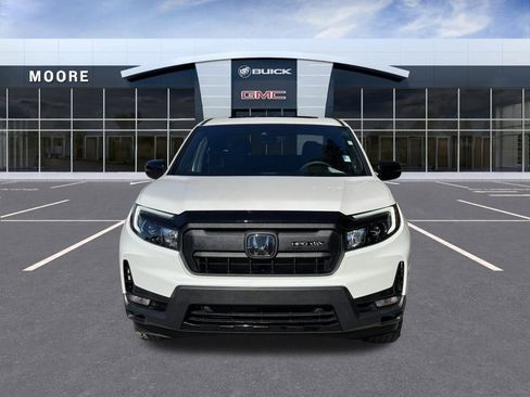 Used 2024 Honda Ridgeline Black Edition image 2