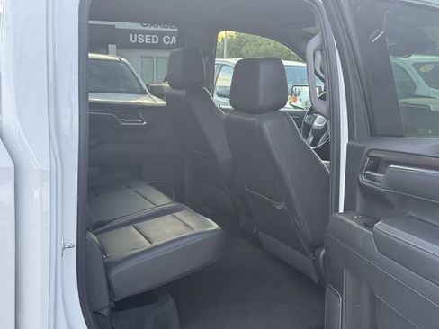 Used 2025 GMC Sierra 1500 SLT RWD image 30