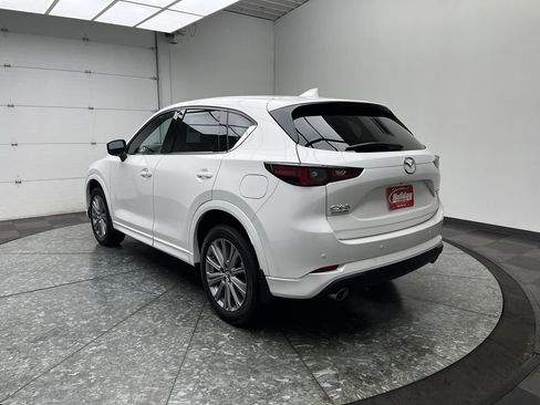 Used 2023 MAZDA CX-5 Signature image 2