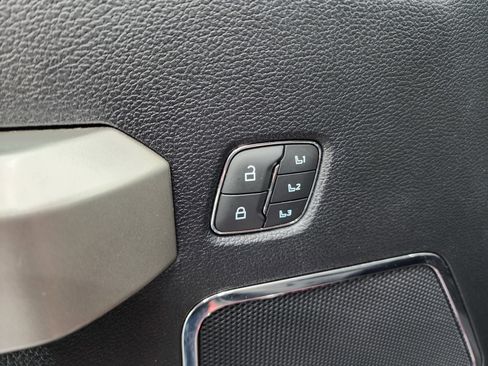 Used 2021 Ford F250 Lariat w/ Lariat Value Package image 44