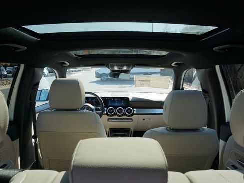 New 2026 Mercedes-Benz GLB 250 image 19