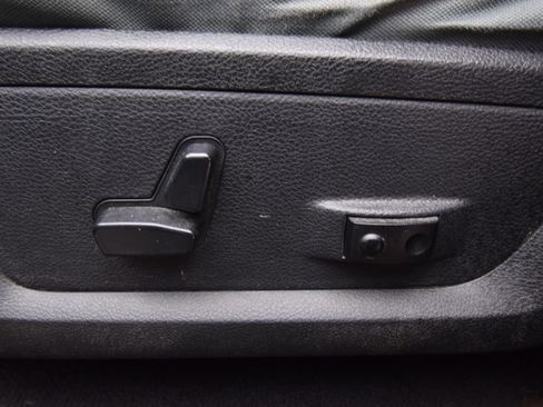 Used 2013 RAM 1500 Big Horn image 20