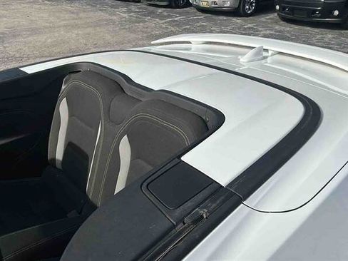 Used 2021 Chevrolet Camaro LT image 37