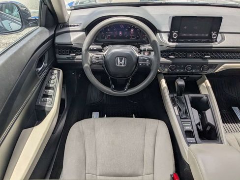 Used 2023 Honda Accord EX image 14
