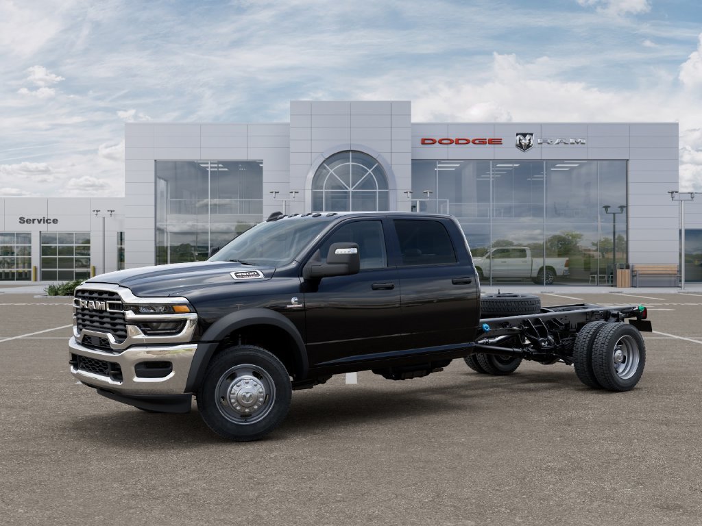 New 2026 RAM 4500 Tradesman w/ Chrome Appearance Group AWD/4WD image 2