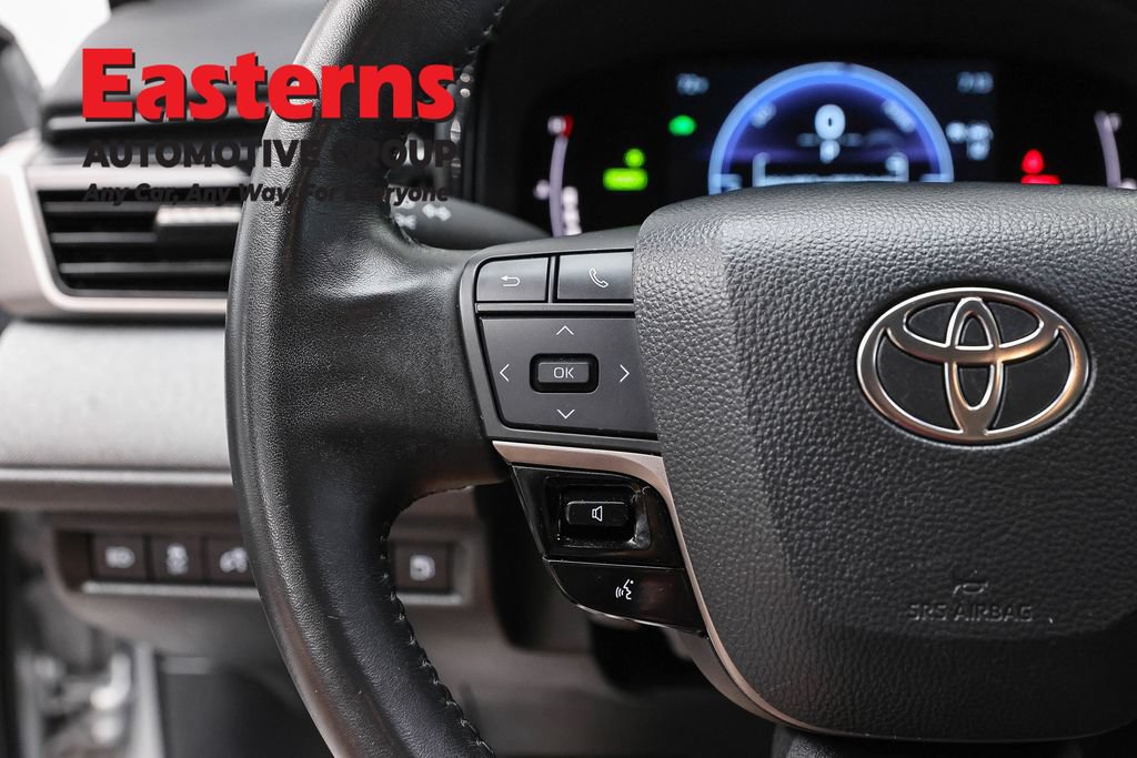 Used 2025 Toyota Camry LE w/ Convenience Package FWD image 16